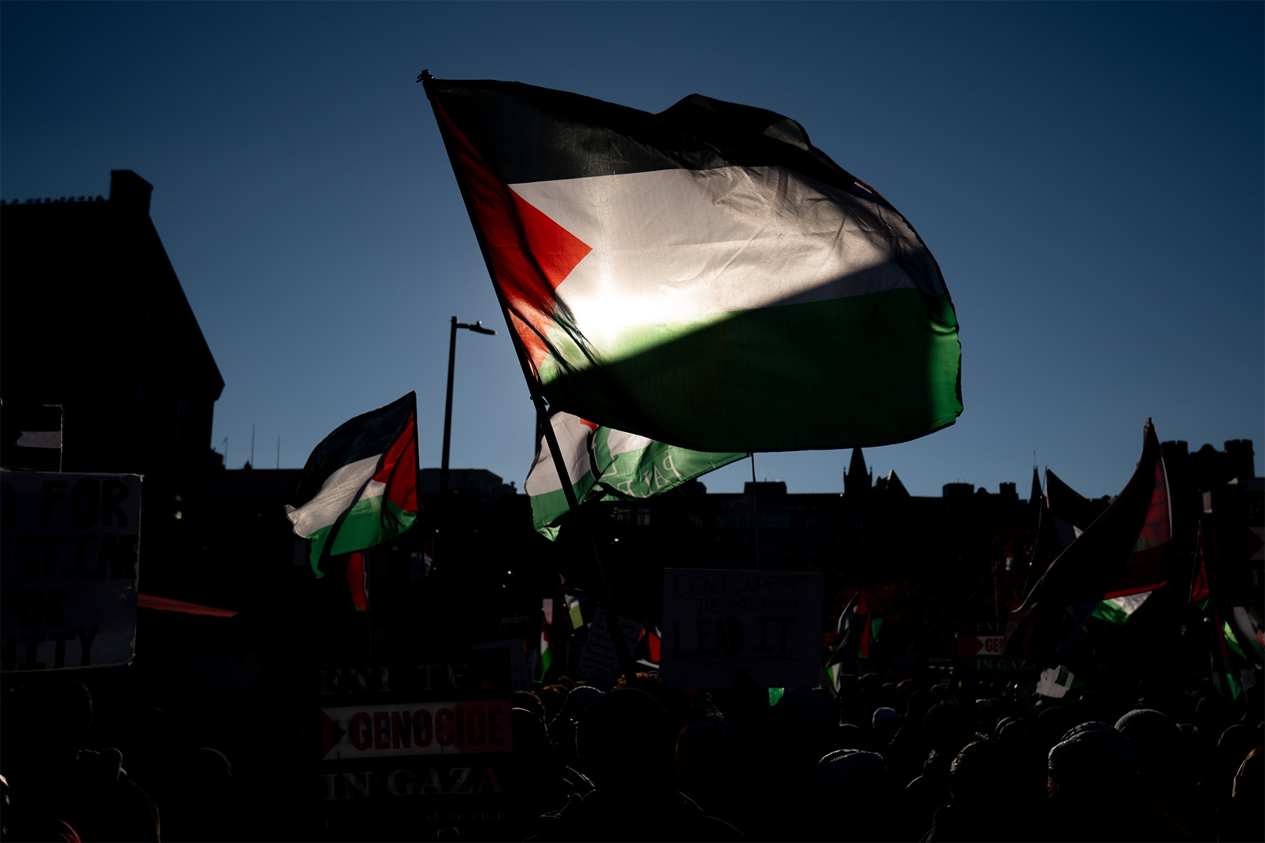 A photo of pro-Palestine protestors on Parliament Hill in Ottawa on Saturday, Nov. 4, 2023.