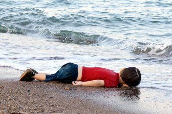 Photograph of Aylan Kurdi by Nilüfer Demir